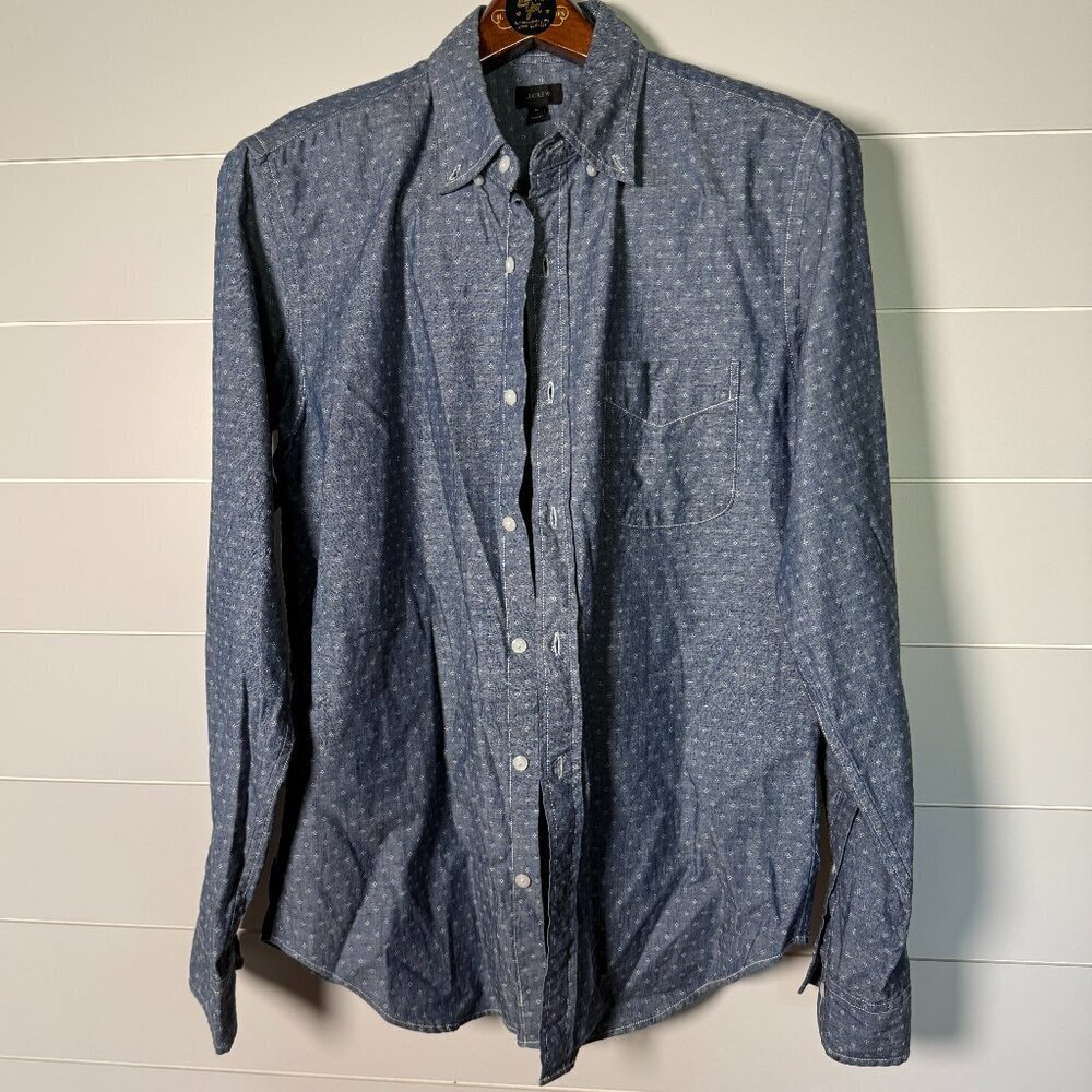 J. Crew Chambray Denim Blue White Slim Fit Long Sleeve Button Down Size Medium